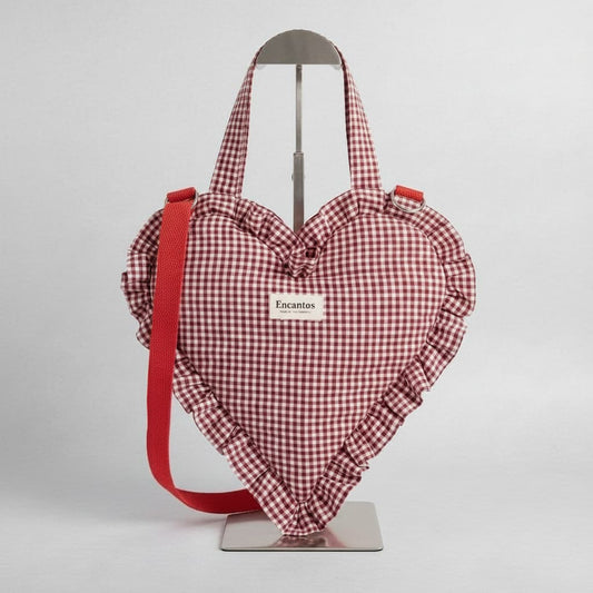 Bolso corazón con volantes vichy burdeos - vista frontal con bandolera