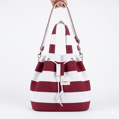 Bolso saco de rayas granate y blanco, vista frontal, hecho a mano