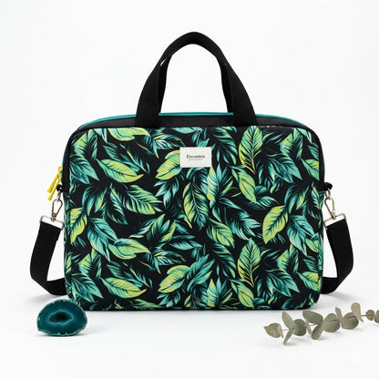 Bolso laptop hojas tropicales - detalle estampado
