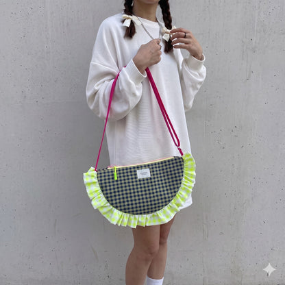 Bolso Media Luna Vichy Verde y Lima - modelo