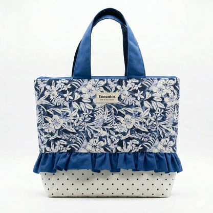 Bolso Tote Playa Azul Tropical con Volante con diseño floral en azul y blanco, detalles de volante azul y base con estampado de puntos, ideal para uso casual y playa.